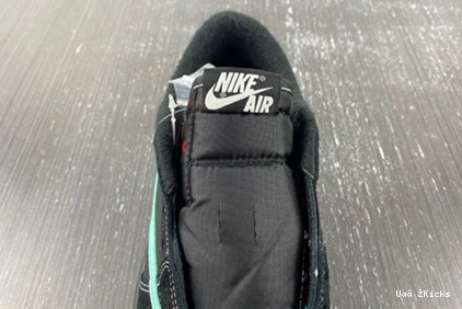 DM7866- 117 Jordan Air Low Travis 1 5755 Scott Cozy x 0814